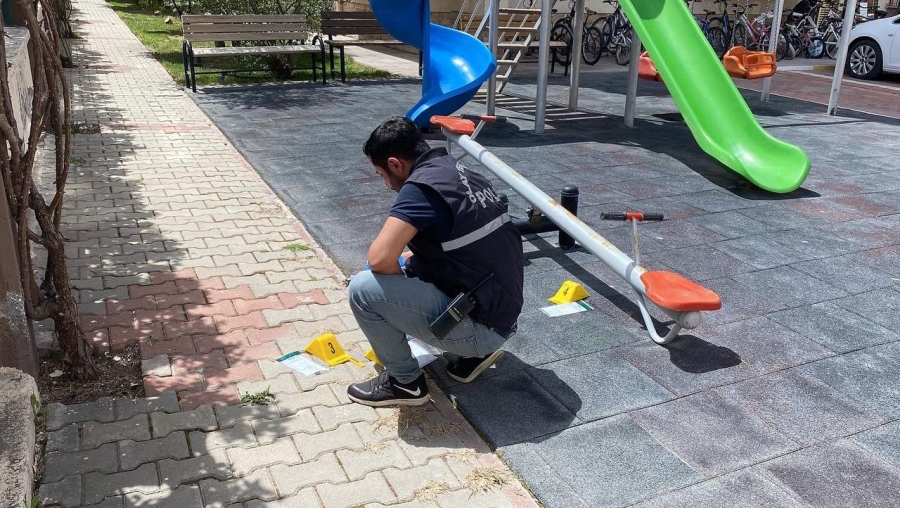 Alacak verecek kavgası kanlı bitti: 2 yaralı