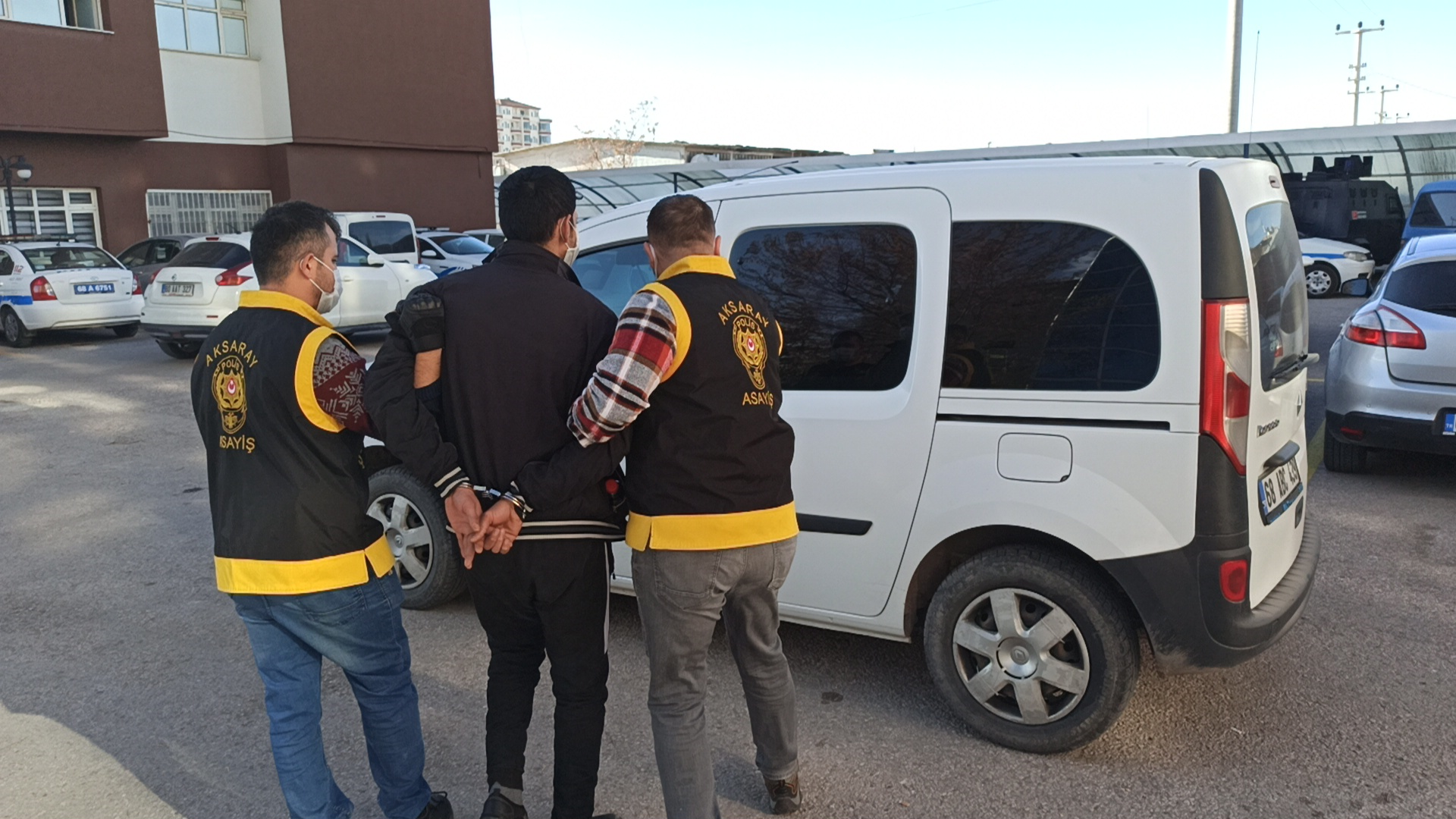 Kombi çalan hırsız tutuklandı