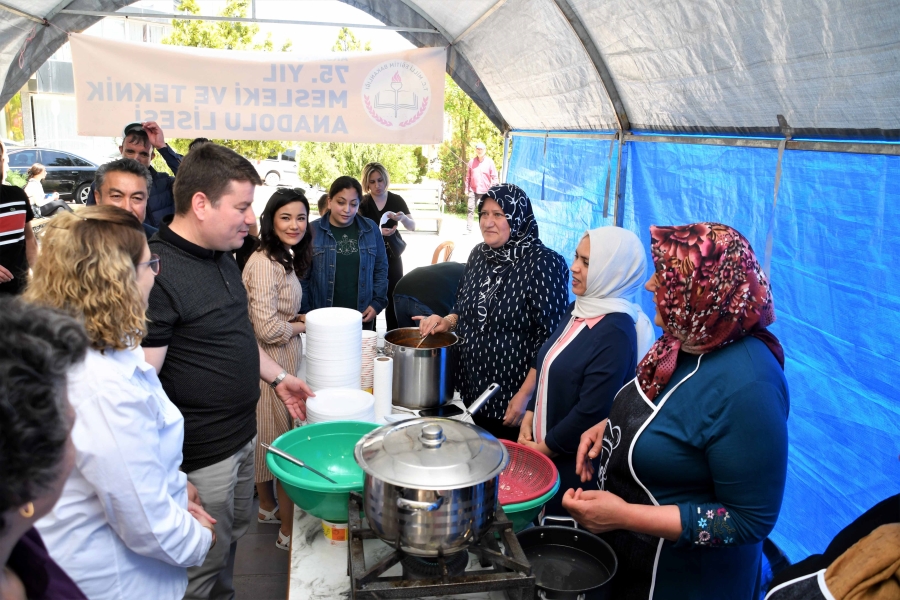 Çölyak farkındalık gününde stant kuruldu