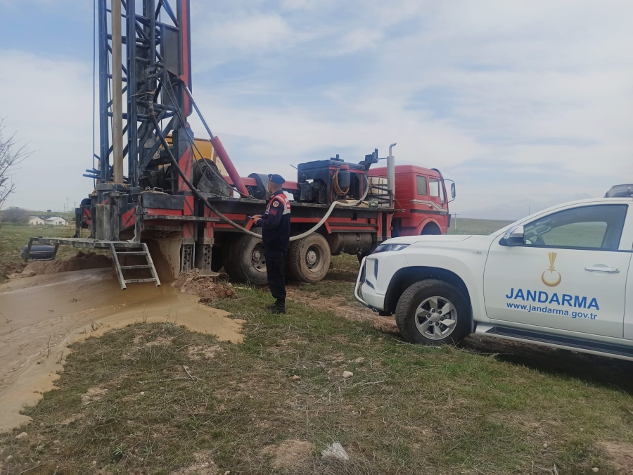 Ruhsatsız olarak sondaj ile kaçak su kuyusu açan şahsa idari yaptırım kararı