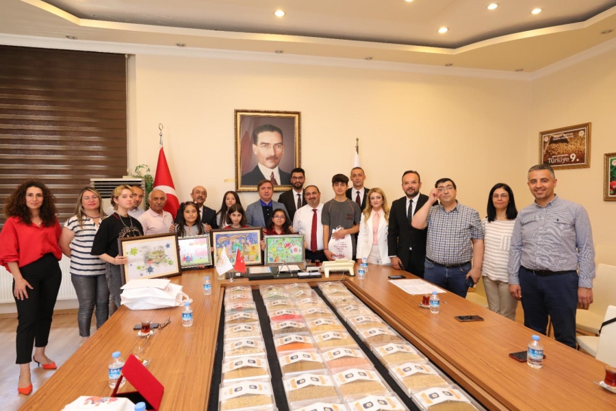 Aşı ve Sağlık Okur Yazarlığı Projesi resim ve kompozisyon yarışması