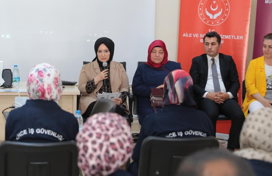 Emine Aydoğdu: Aileden başlayan sevgi çemberini genişletmeli, iyilikleri yaymalıyız