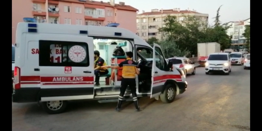 Sözlü tartışma bıçaklı kavgaya dönüştü; 1 yaralı 