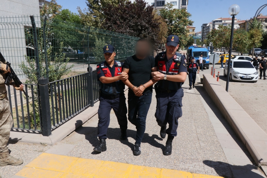 Bir kişinin silahla öldürüldüğü olayda 5 şüpheli hakim karşısında 