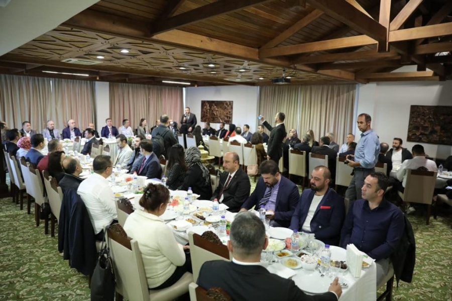 Aksaray’da tekstil zirvesi düzenlendi 