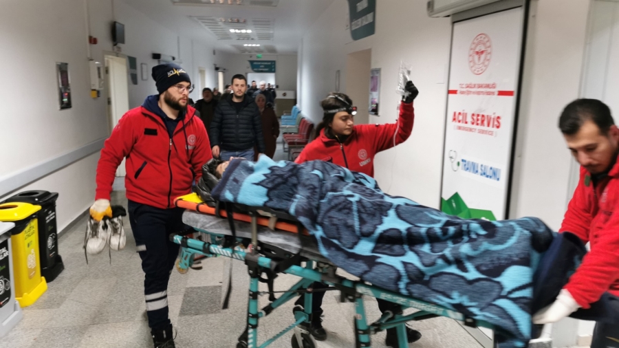 Kayıp genç donmak üzereyken bulundu 