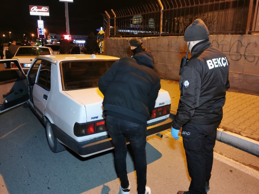 Emniyetin daraltılmış şok uygulamalarında aranan 16 şahıs tutuklandı 
