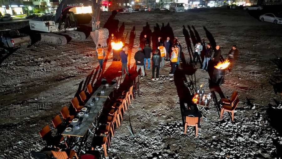 Hamidiye kentsel dönüşüm projesinde çalışmalar gece gündüz  devam ediyor