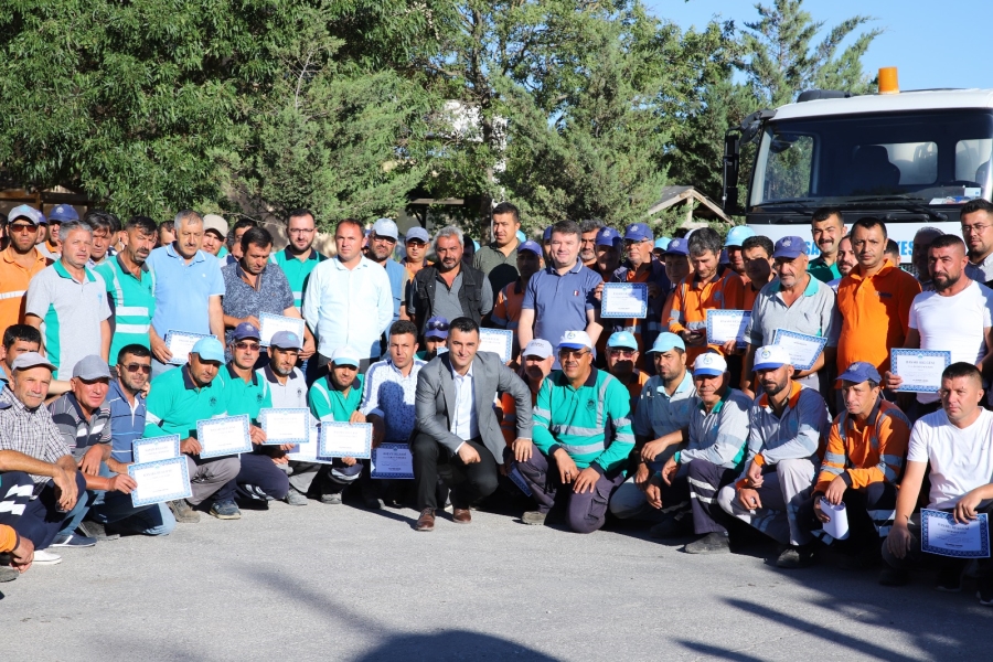 Başkan Dinçer: 1 Mayıs Alınteri ve Emeğin Gerçek Sahiplerinin Günüdür 