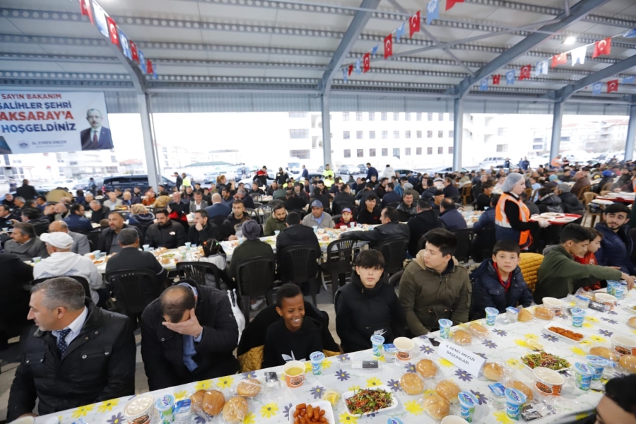 Cuma Kapalı Semt Pazarı, Ticaret Bakanı Mehmet Muş