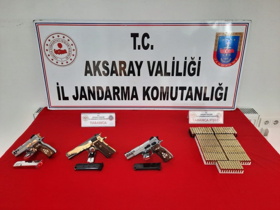 Jandarma düğünde havaya ateş eden 3 kişiyi yakaladı