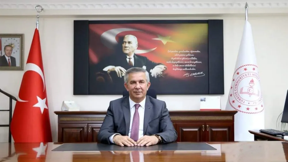 Aksaray İl Milli Eğitim Müdürlüğüne Metin Alpaslan atandı