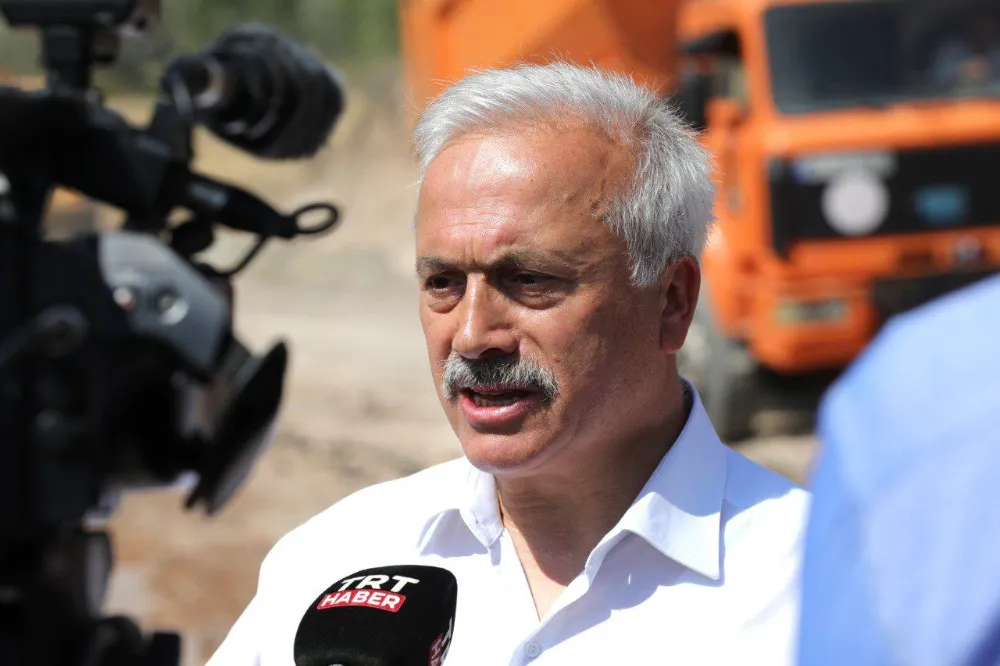 Vali Kumbuzoğlu: “Devletimizin tüm kurumları afet bölgesinde”