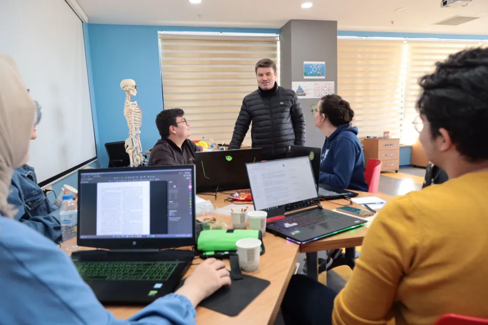 İhtiyaç sahibi öğrenciler için sınavlara hazırlık kurs  başvuruları başlıyor