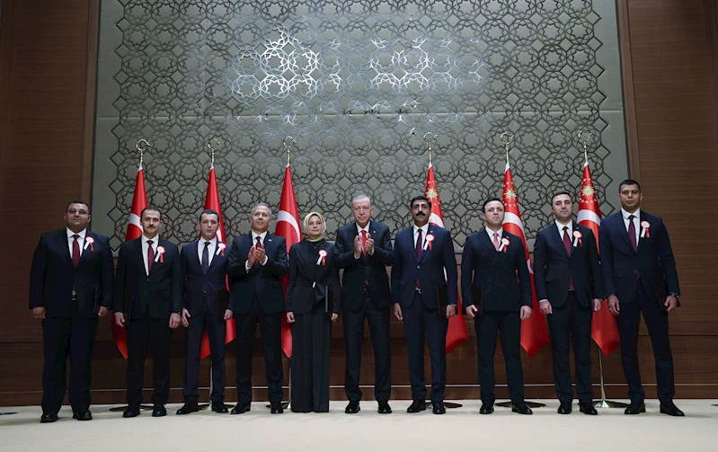 Cumhurbaşkanı Erdoğan: Makamının gücünü kullanarak ezen idareci tipine tolerans gösteremeyiz