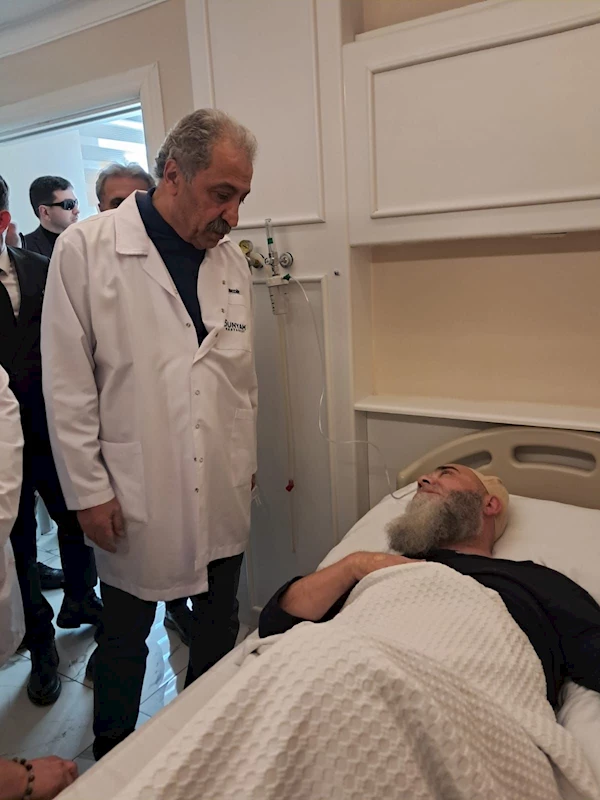 Rahatsızlanan Cübbeli Ahmet Hoca hastaneye kaldırıldı