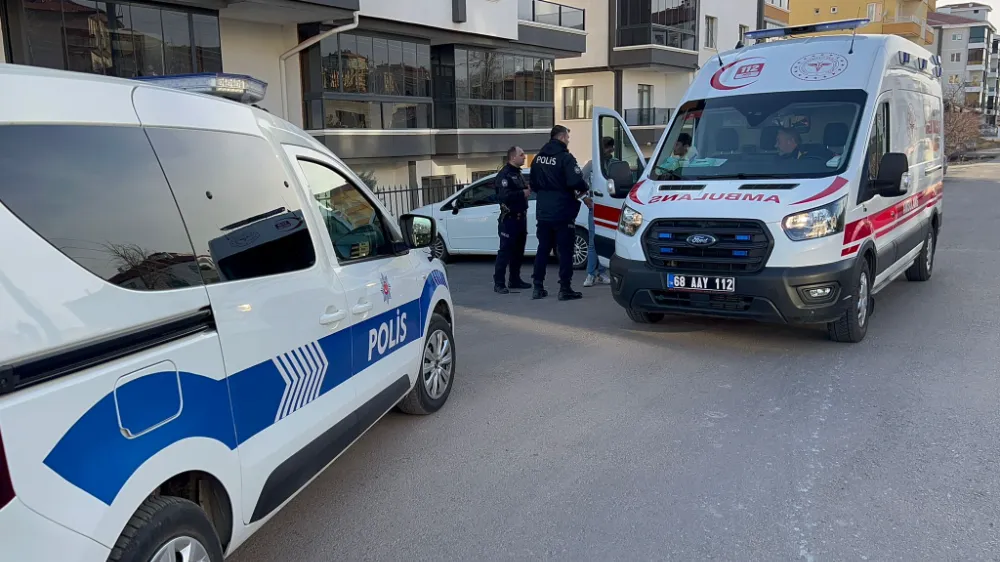 Önce darp ettiler,sonra bıçakladılar: 4 yaralı 
