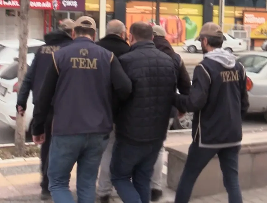 FETÖ soruşturmasında 3 kişinin mal varlığına el konuldu: 2 kişi tutuklandı 