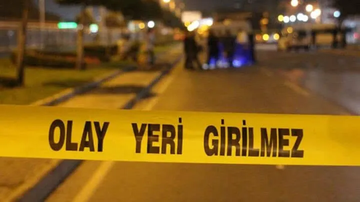 48 yaşındaki adam kendini asarak yaşamına son verdi 