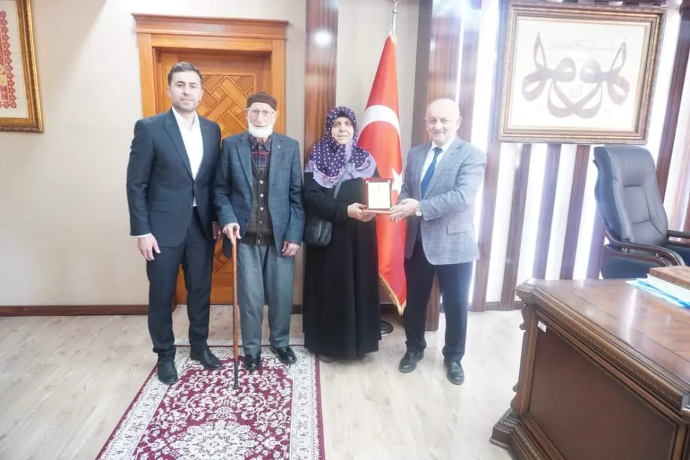 Hayırsever Şehit Ailesi İl Müftüsü  Veysel Işıldar’ı Ziyaret Etti