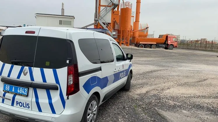 4 metre yükseklikten beton zemine düşen işçi hayatını kaybetti...