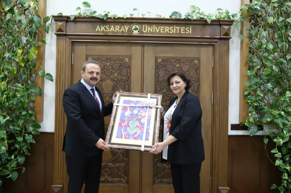 Aksaray Down Sendromlular Derneği yönetiminden Rektör Arıbaş’a ziyaret