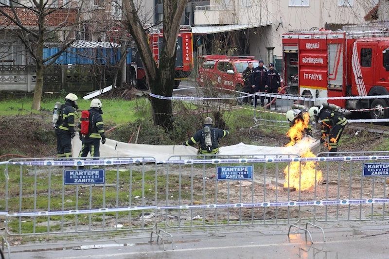 Sondaj sırasında metan gazından çıktığı değerlendirilen yangın söndürüldü (3)