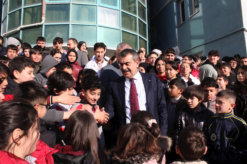 Bakan Tekin: Eğitimde sürekli kendimizi geliştirmek durumundayız