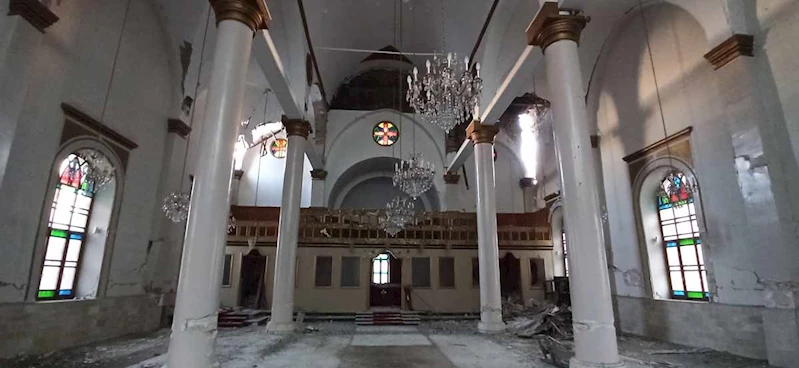 Hatay’da depremde hasar gören cami ve kiliselerin restorasyonu için destek istediler