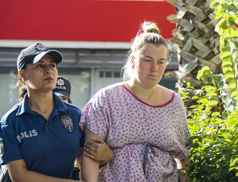 Yeni doğan bebeğini klozete bırakan Rus anneye 15 yıl hapis