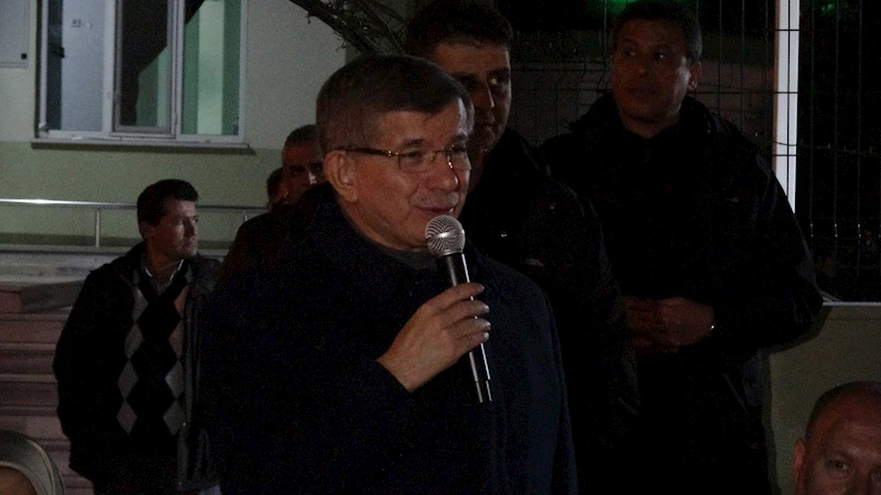 Davutoğlu: Mescid-i Aksa, bu sene Kadir Gecesi