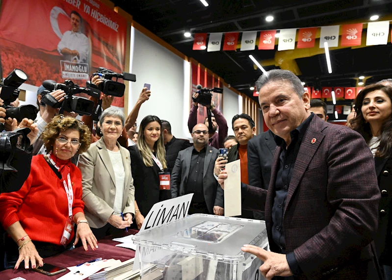Antalya’da CHP’liler, ön seçim için sandık başına gitti