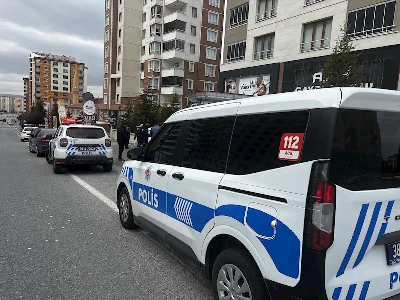 Eski sevgilisinin iş yerine ateş açıp kaçtı