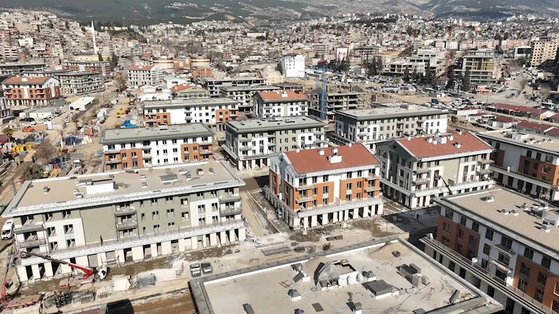 Bakan Kurum: Tüm vatandaşlarımız yuvalarına kavuşana kadar bize uyku yok