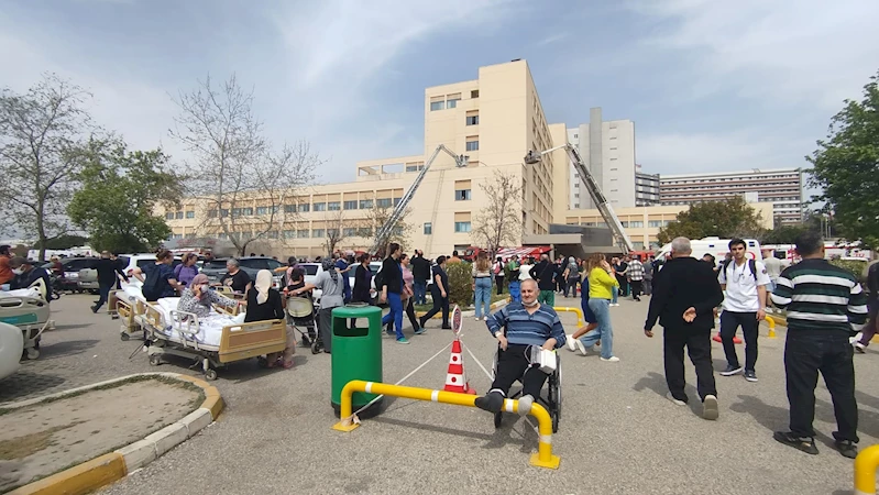 Antalya’da hastanede yangın; hastalar tahliye edildi / Ek fotoğraf