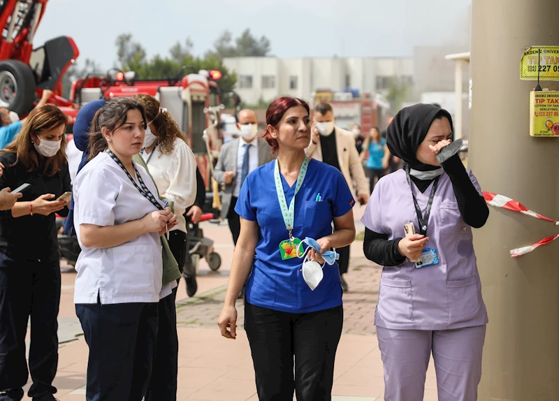 Antalya’da hastanede yangın; hastalar tahliye edildi / Ek fotoğraflar