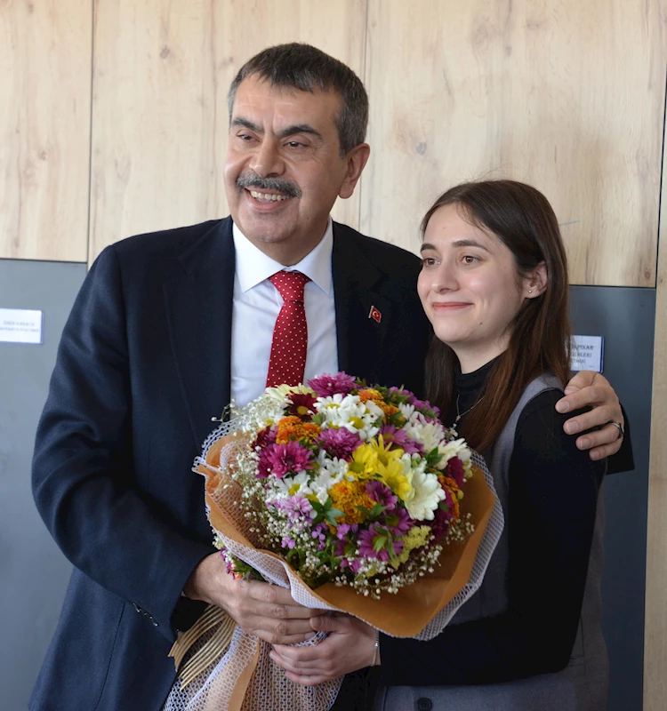 Bakan Tekin