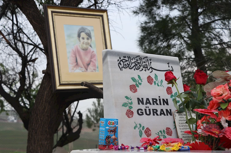 Diyarbakır’da Narin ve Rojin’in mezarlarına ziyaretçi akını 