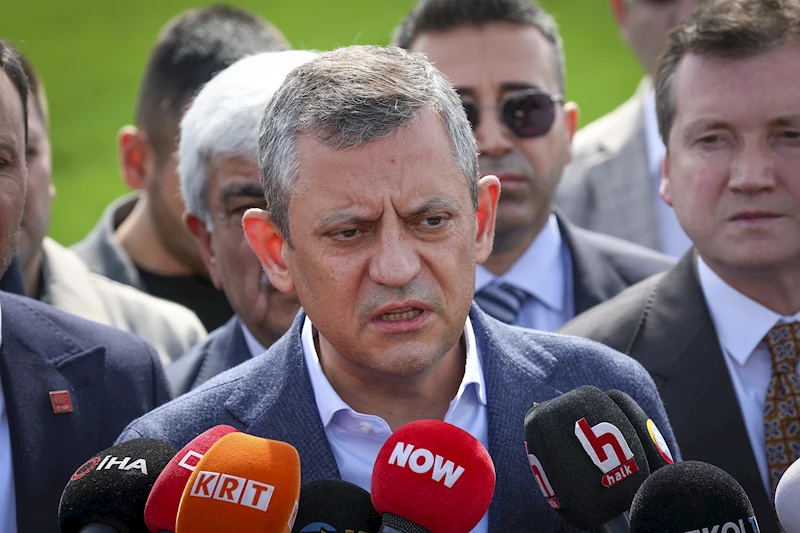 İstanbul - CHP Genel Başkanı Özel, Ekrem İmamoğlu ve aynı cezaevindeki tutukluları ziyaret etti