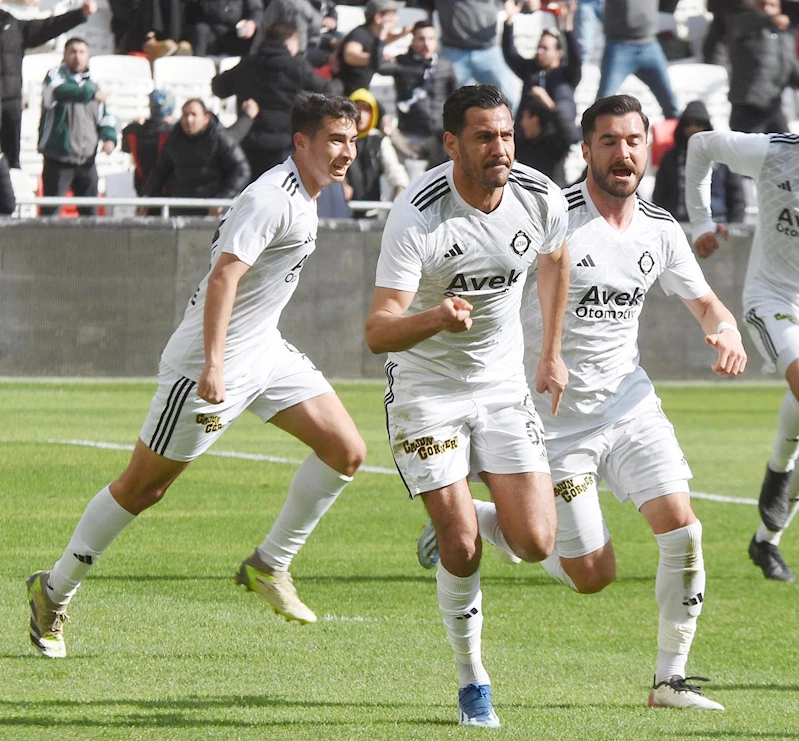 Altay evinde galibiyet arıyor