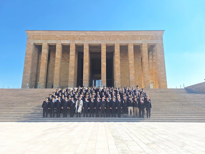 Emniyet teşkilatından Anıtkabir