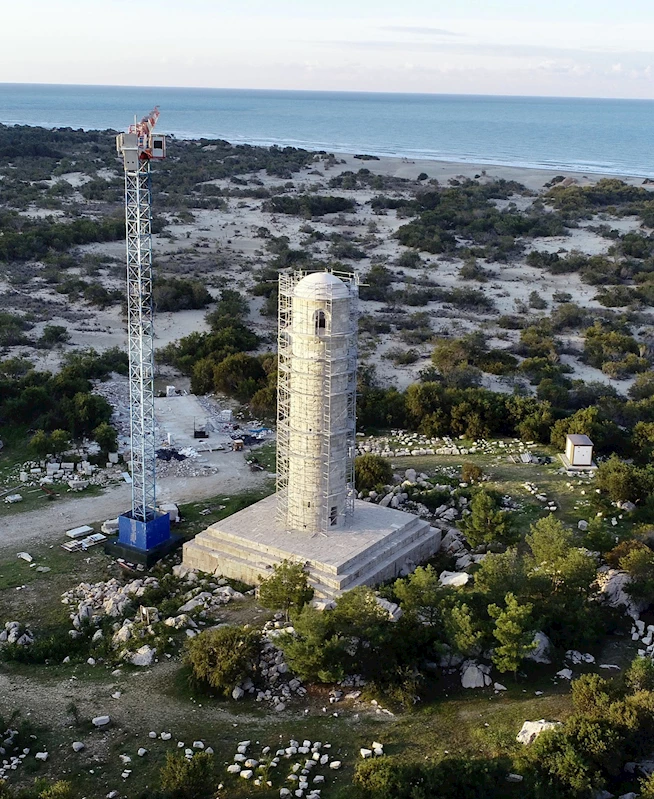 2 bin yıllık Patara Deniz Feneri