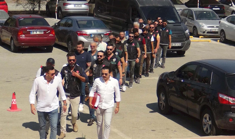 Bodrum’da yat ve gemiyle uyuşturucu taşıyan 10 sanığa 30