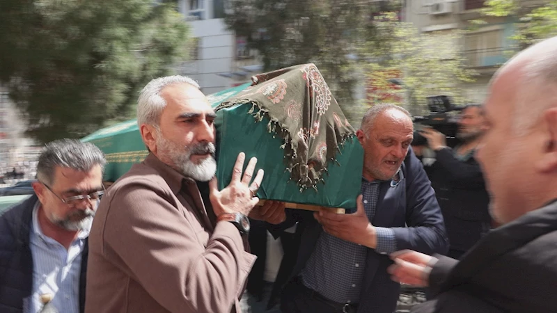 İstanbul - Tarkan’ın annesi Neşe Tevetoğlu son yolculuğuna uğurlandı - 2 / Ek görüntü ve bilgilerle geniş haber