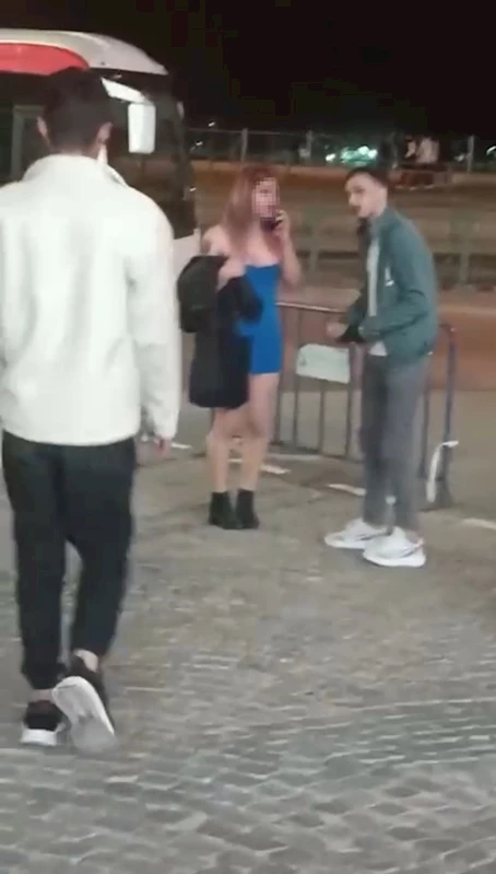 Sigara isteğine olumsuz yanıt verince saldırıya uğradı; o anlar kamerada