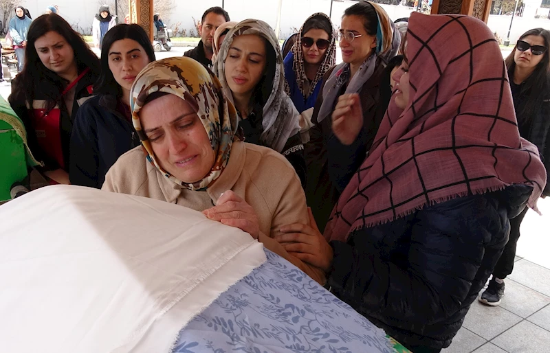 Erzurum - Eşi tarafından otomobilde boğulan Hatice’nin annesi: Yavruma kıyanları yaşatmayın /Video eklendi 
