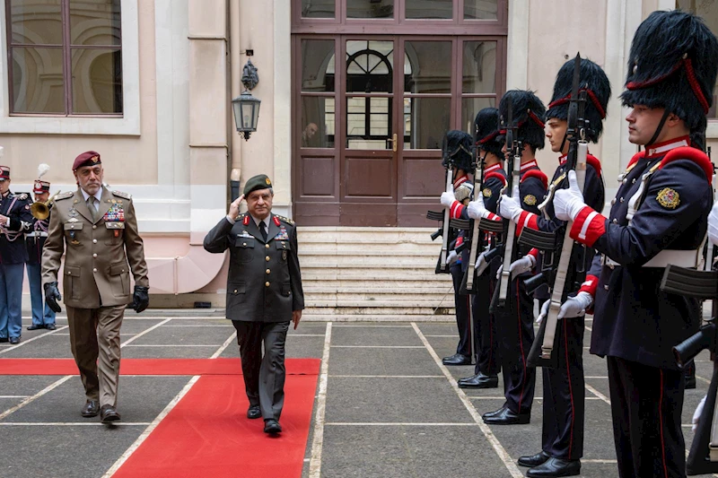 Kara Kuvvetleri Komutanı Orgeneral Bayraktaroğlu, İtalyan mevkidaşı ile görüştü