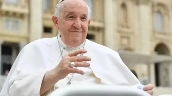 Papa Francis yaşamını yitirdi