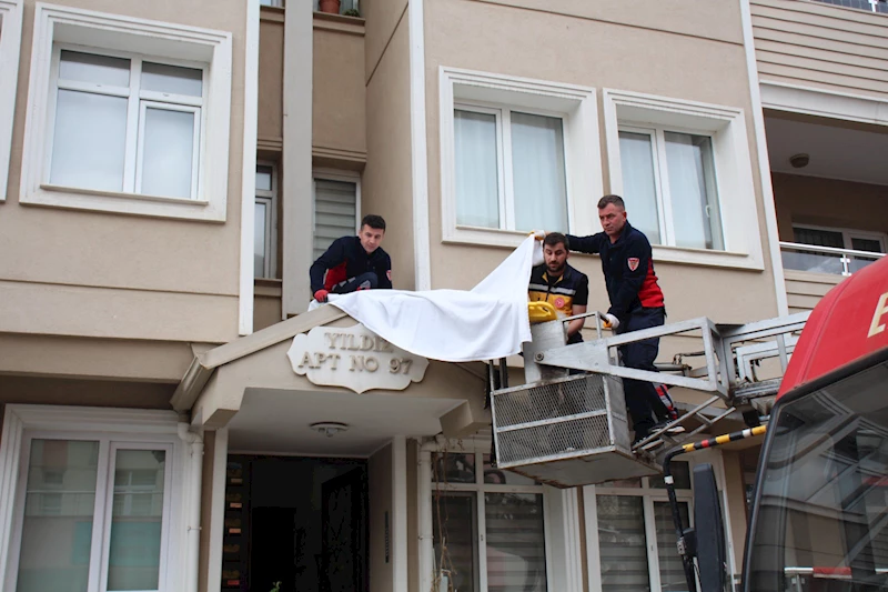 Tokat’ta Alzheimer hastası kadın, terastan sundurmanın üzerine  düşüp öldü