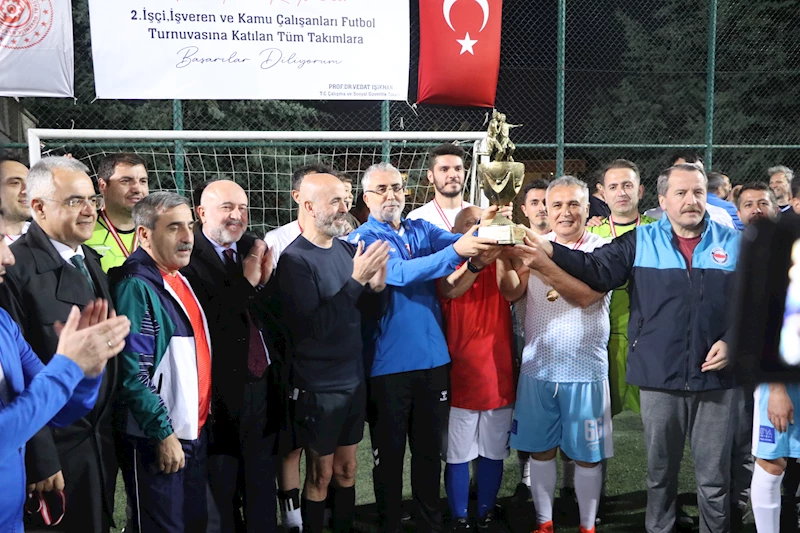 Bakan Işıkhan
